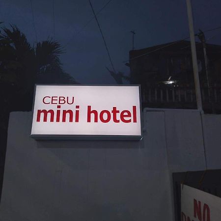 Cebu Mini Hotel Buitenkant foto